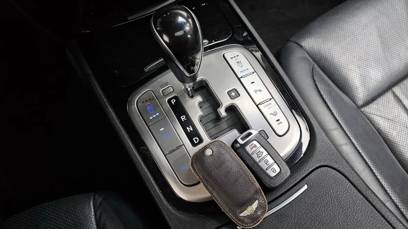 Hyundai Genesis