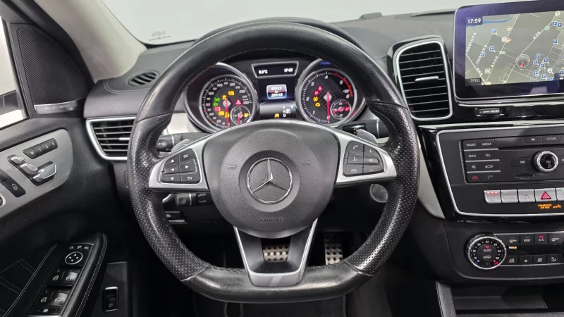 Mercedes-Benz GLE-Class