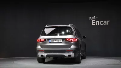 Mercedes-Benz GLB-Class