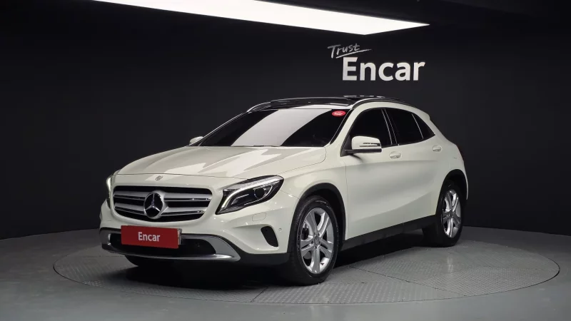 Mercedes-Benz GLA-Class