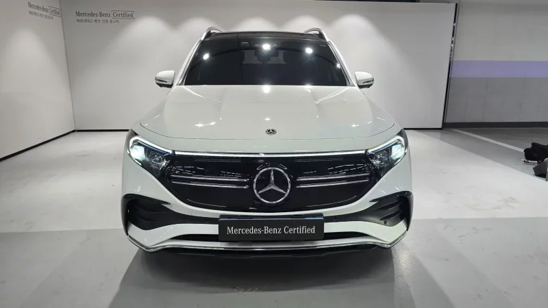 Mercedes-Benz EQB