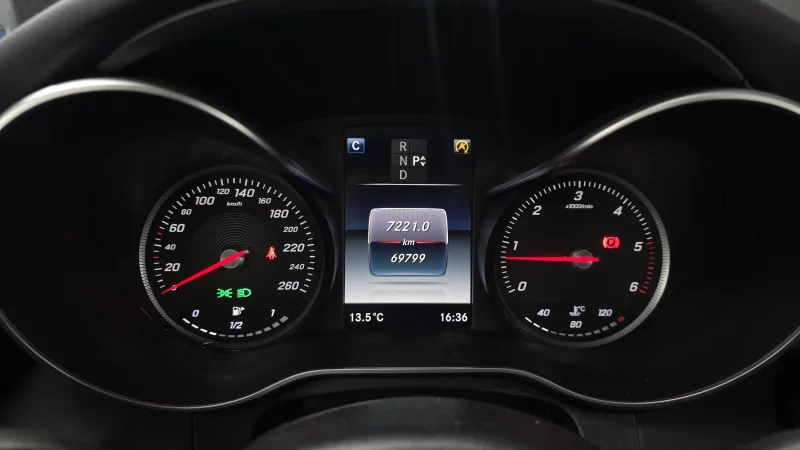 Mercedes-Benz C-Class