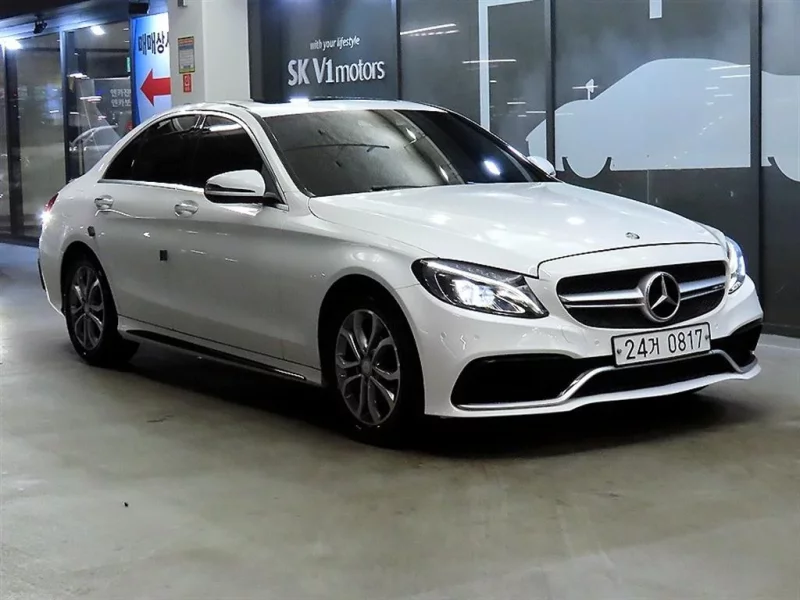 Mercedes-Benz C-Class