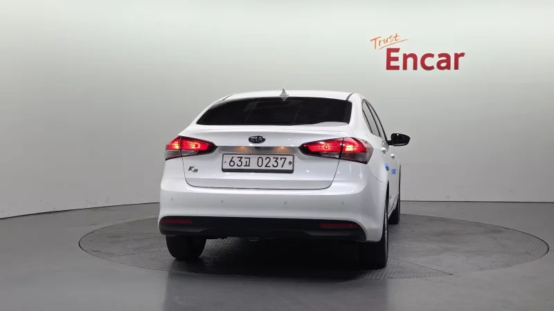 Kia K3