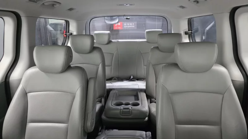 Hyundai Grand Starex