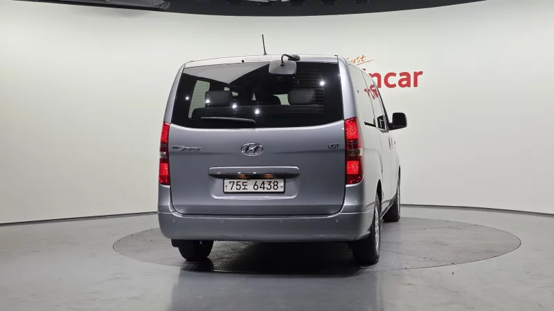 Hyundai Grand Starex