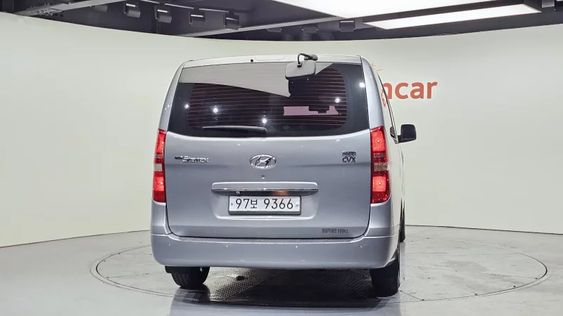 Hyundai Grand Starex