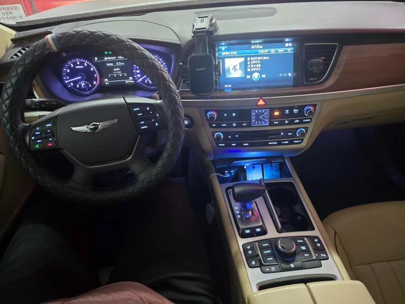 Genesis G80