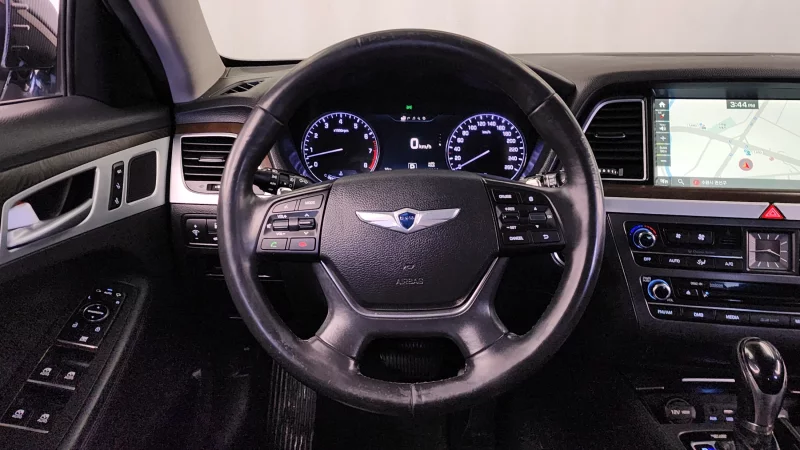Hyundai Genesis