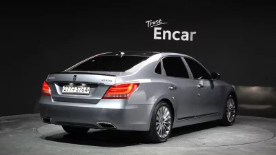 Hyundai Equus