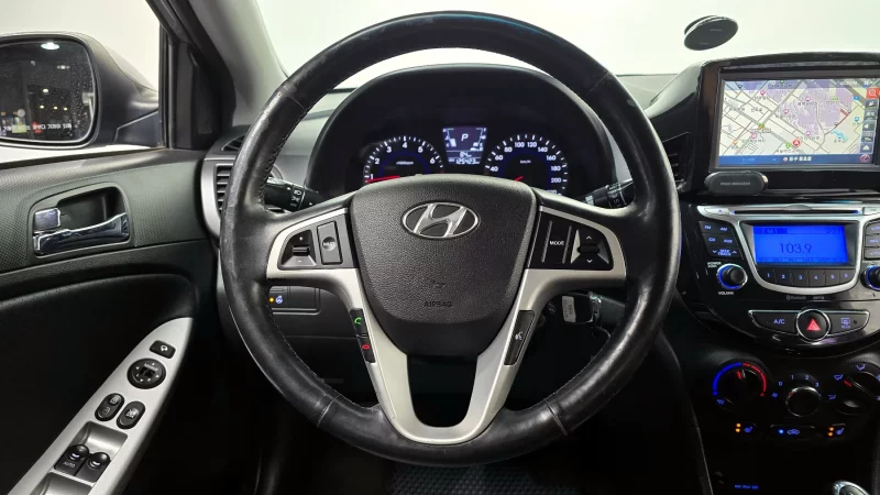 Hyundai Accent