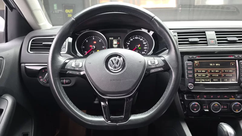 Volkswagen JETTA