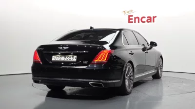 Genesis EQ900