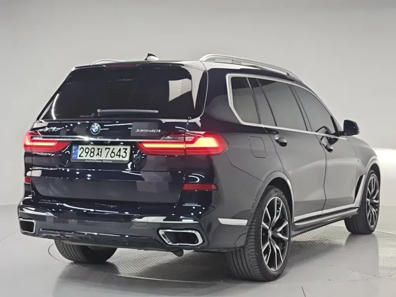 BMW X7