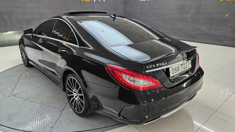 Mercedes-Benz CLS-Class