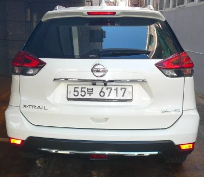 Nissan X-TRAIL