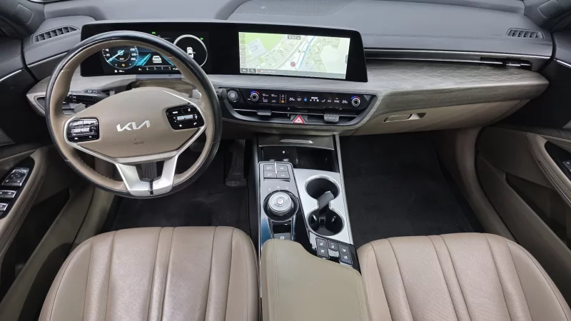 Kia K8