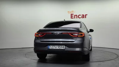Renault Samsung SM6