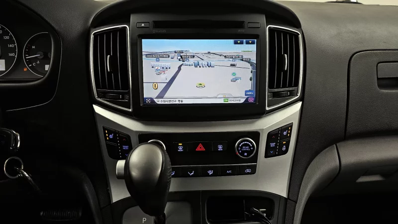 Hyundai Grand Starex