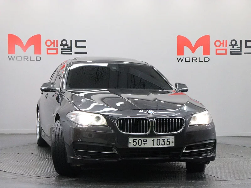 BMW 5-Series