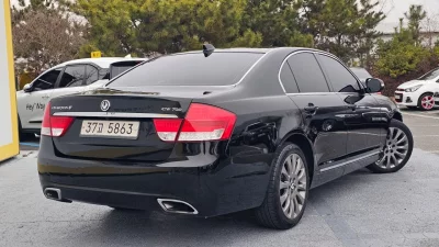 SsangYong Chairman W