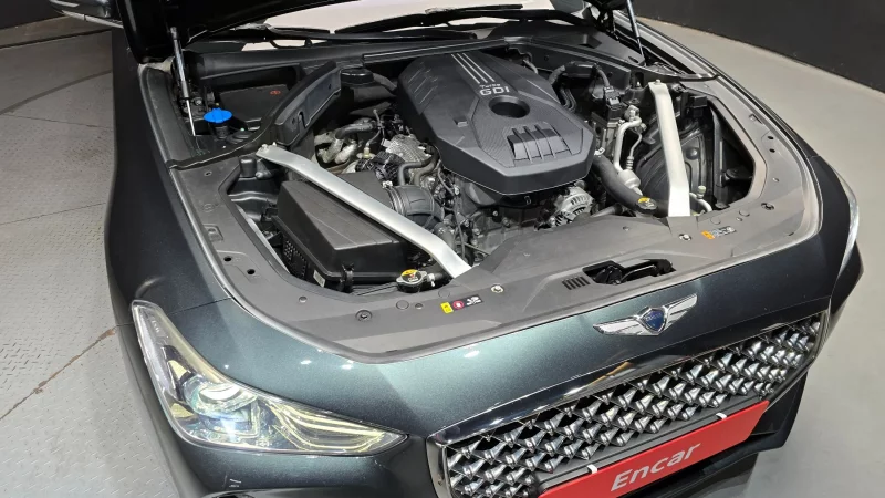 Genesis G70