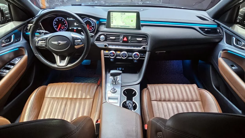Genesis G70