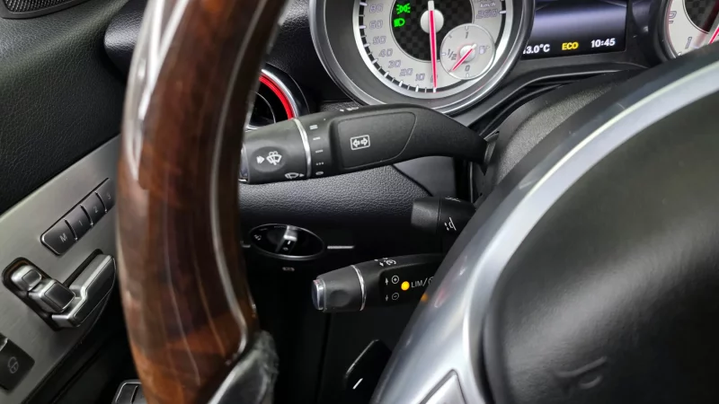 Mercedes-Benz SLK-Class