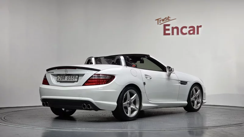 Mercedes-Benz SLK-Class