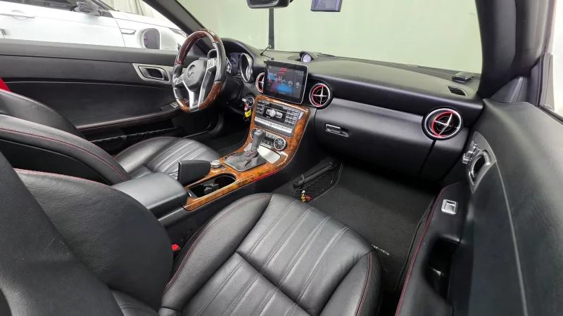 Mercedes-Benz SLK-Class