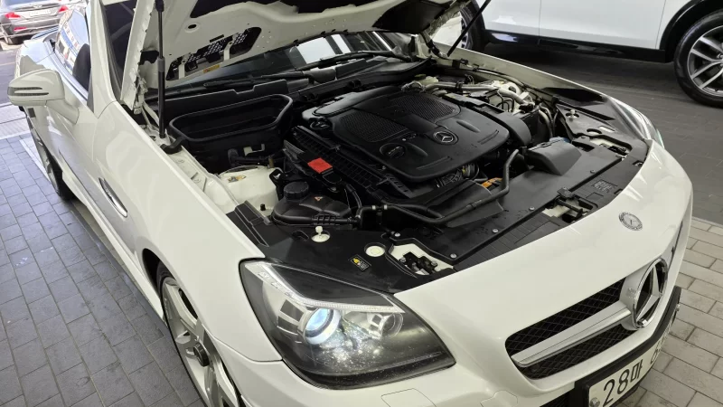 Mercedes-Benz SLK-Class