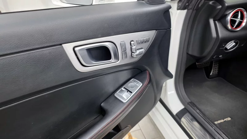 Mercedes-Benz SLK-Class