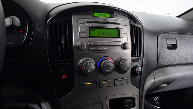 Hyundai Grand Starex