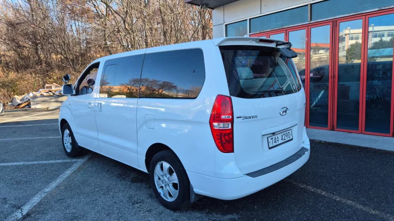 Hyundai Grand Starex