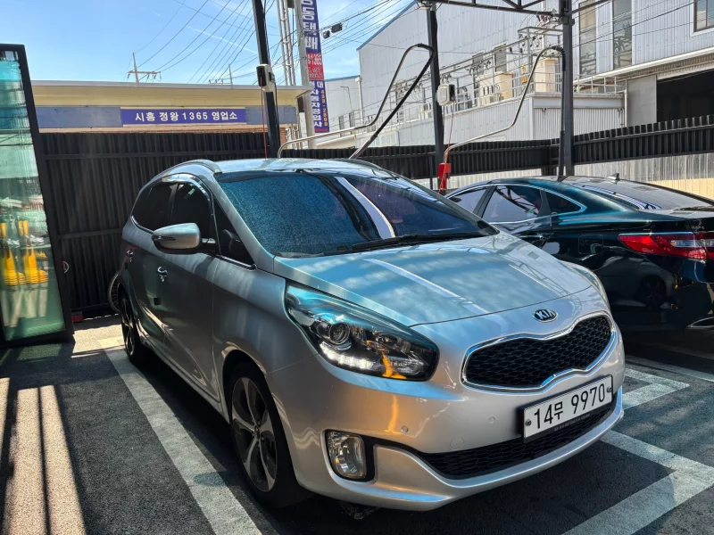 Kia Carens