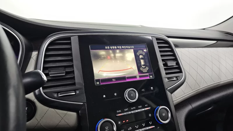 Renault Samsung SM6