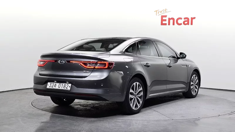 Renault Samsung SM6