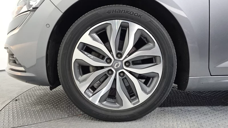 Renault Samsung SM6