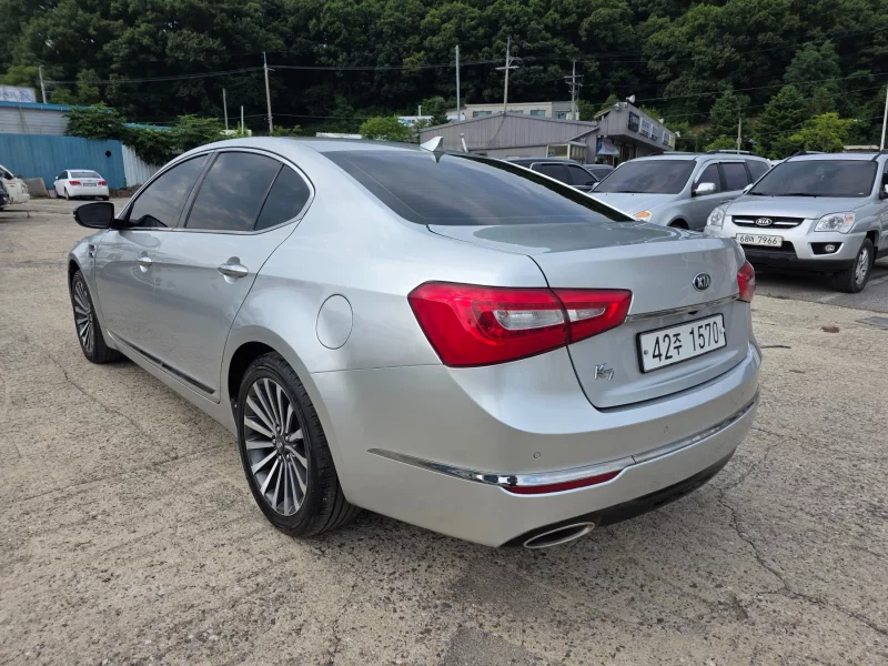 Kia K7