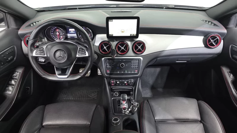 Mercedes-Benz GLA-Class