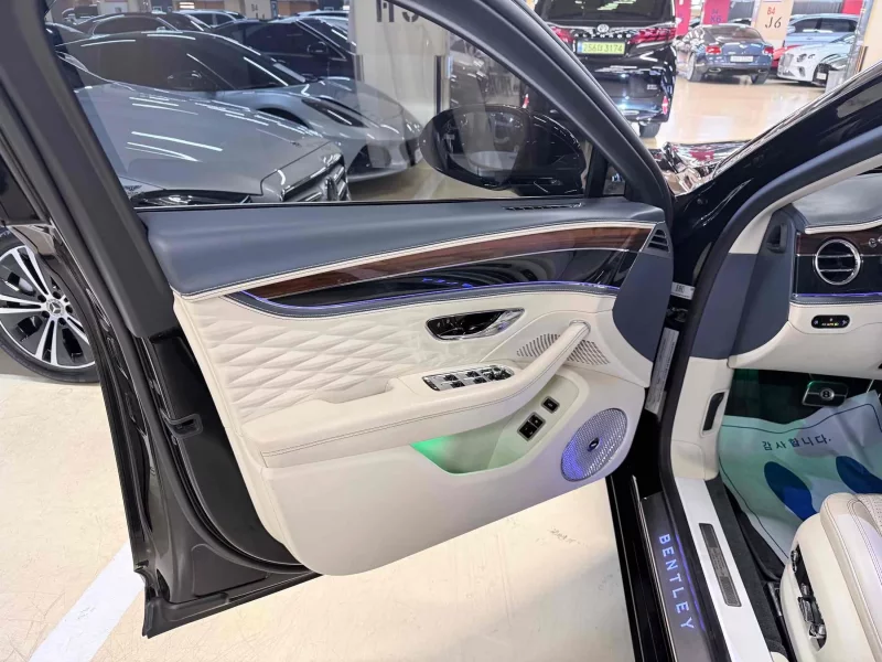 Bentley Flying Spur