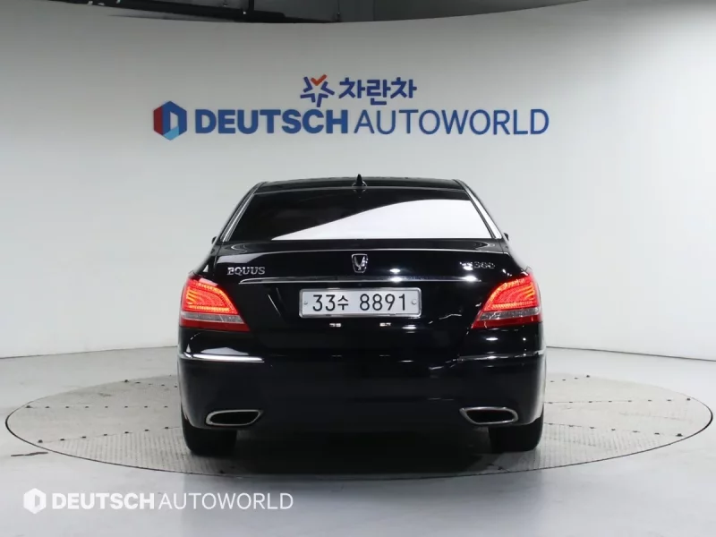 Hyundai Equus