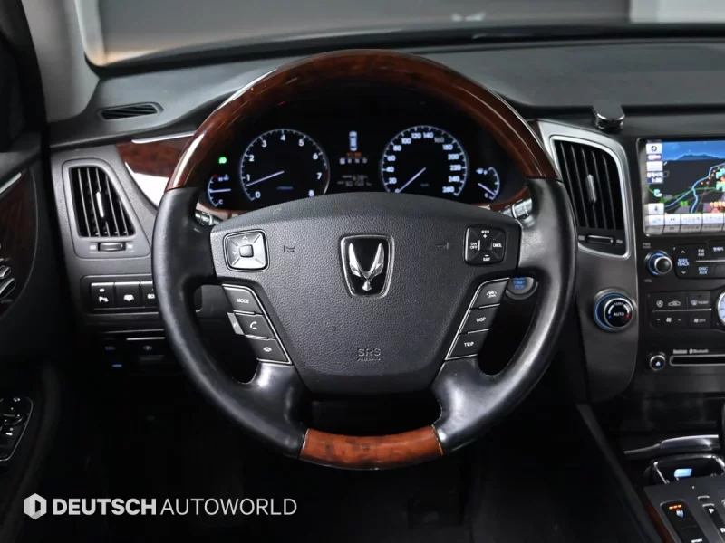 Hyundai Equus