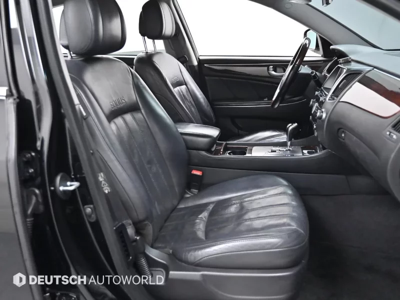 Hyundai Equus