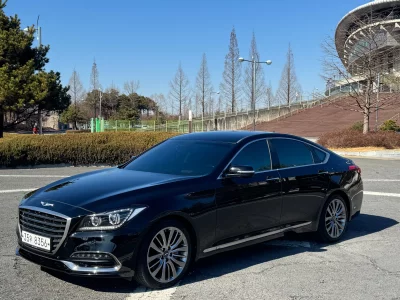 Hyundai Genesis