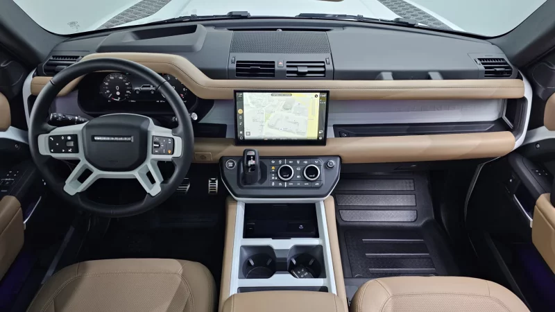 Land Rover DEFENDER