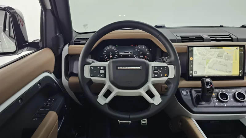 Land Rover DEFENDER