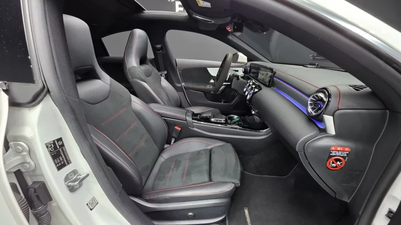 Mercedes-Benz CLA-Class