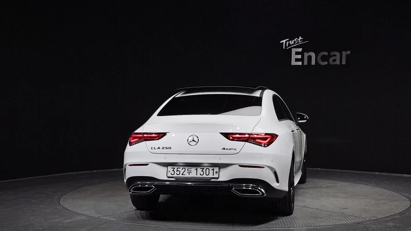 Mercedes-Benz CLA-Class