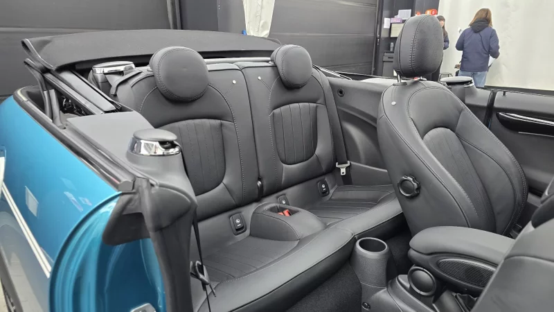 MINI Cooper Convertible